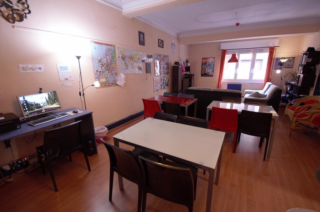 Hostel Hemingway Pamplona Esterno foto
