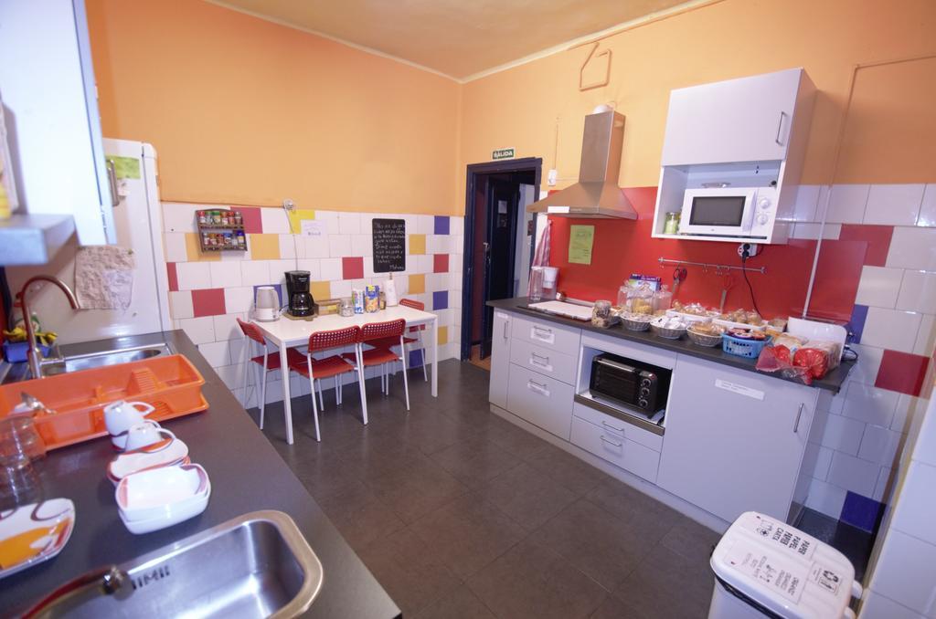 Hostel Hemingway Pamplona Esterno foto