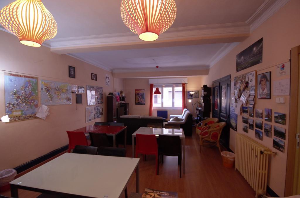 Hostel Hemingway Pamplona Esterno foto